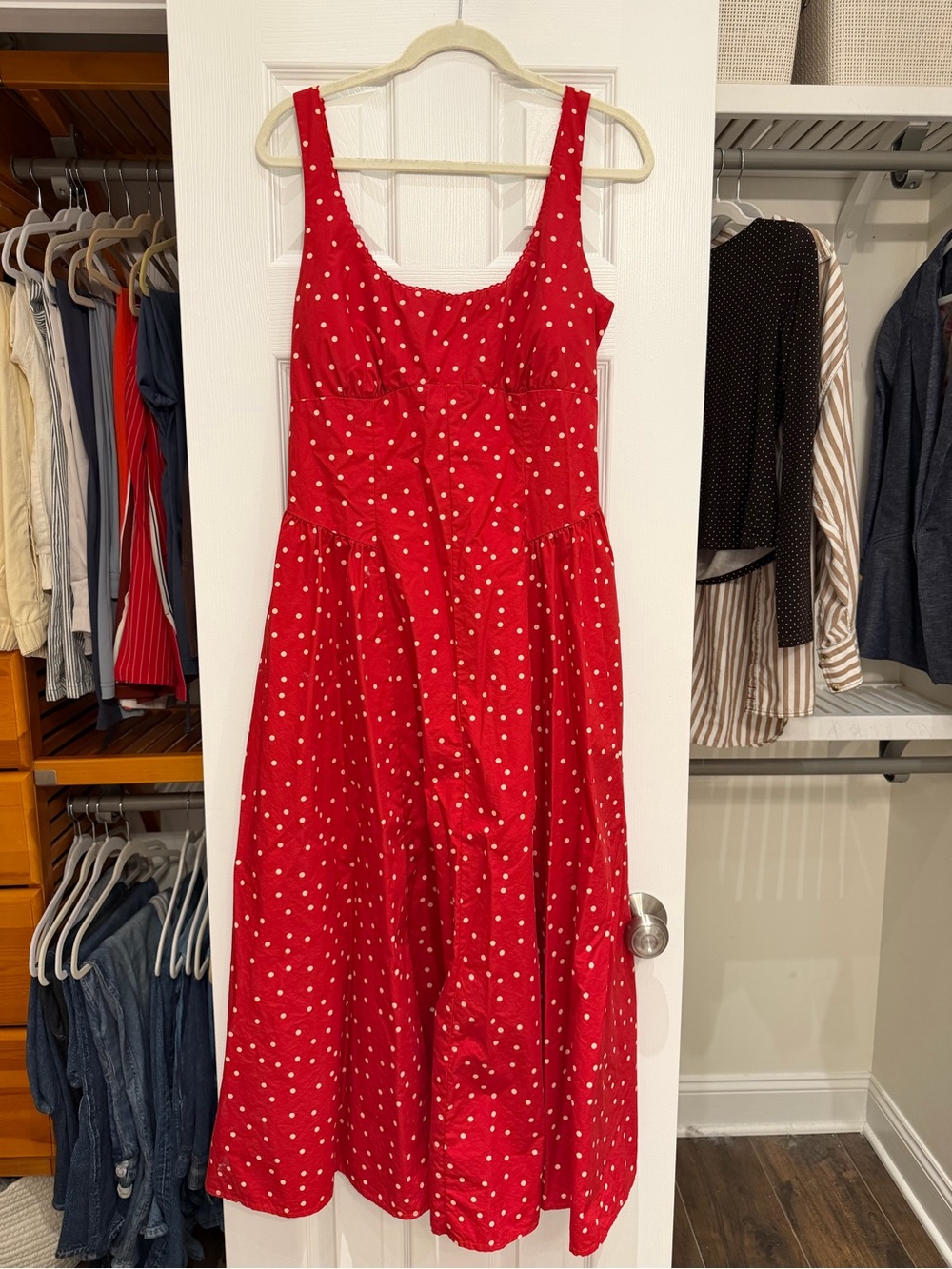 Abercrombie bra free Red Polka Dot Sleeveless Midi Dress
